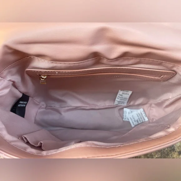 Badgley Mischka Quilted Big Chain Crossbody Bag - Picture 10 of 14